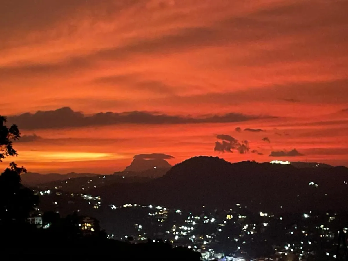 Golden Sky Residence Kandy 0*,