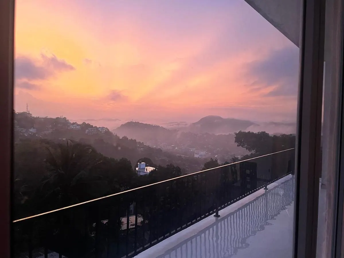 Bed & Breakfast Golden Sky Residence Kandy